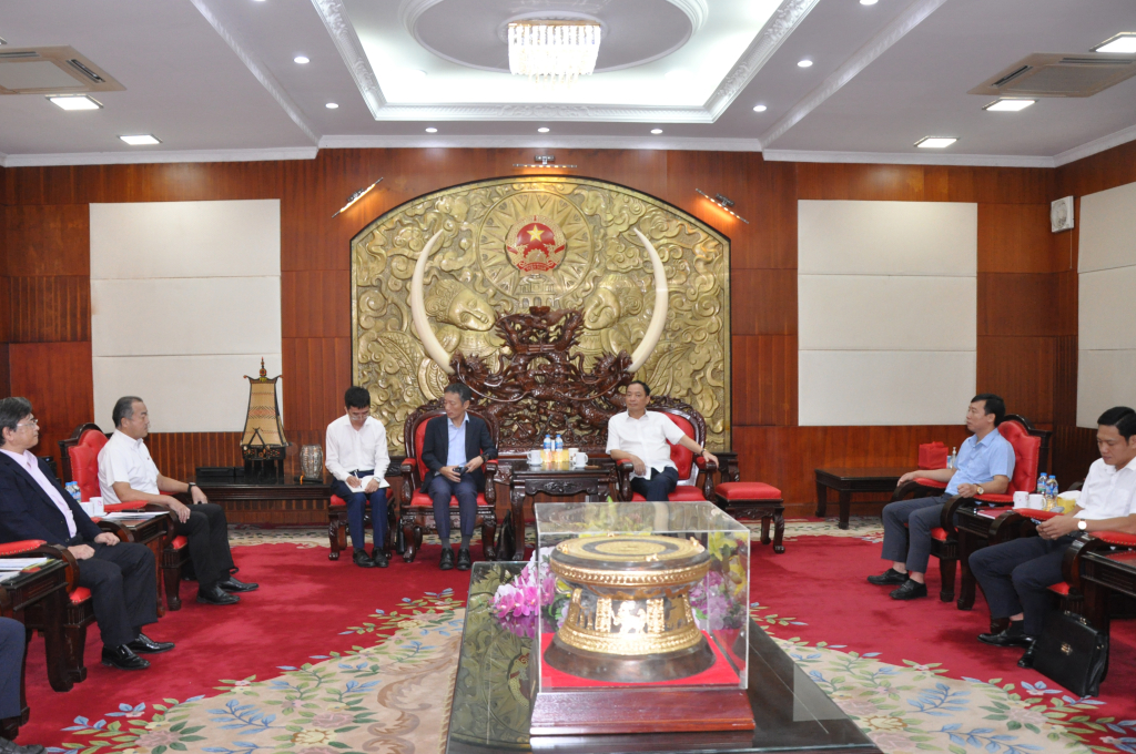 Chủ tịch UBND tỉnh Trần Quốc Văn làm việc với Công ty TNHH Khu công nghiệp Thăng Long II