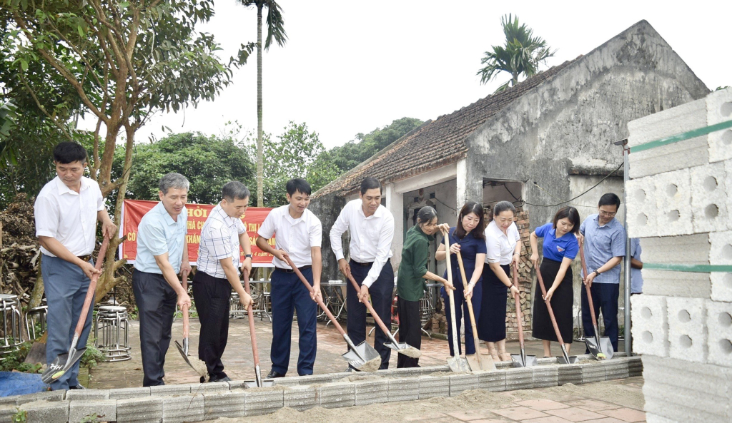 Thành phố Hưng Yên: Khởi công xây nhà tình nghĩa cho hội viên nông dân nghèo