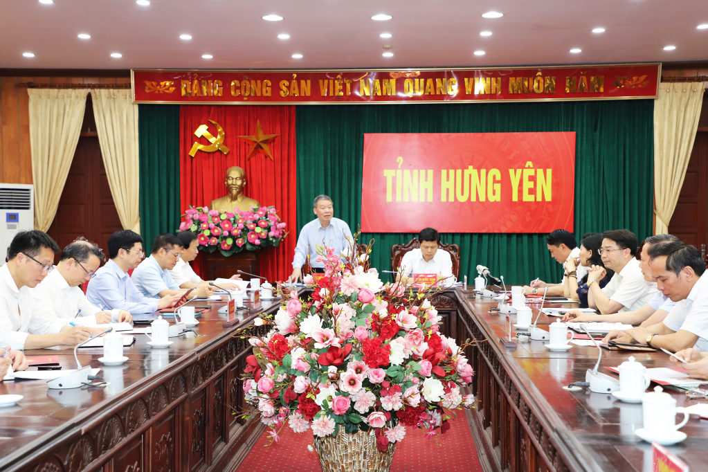 Đoàn công tác của Ban Bảo vệ, chăm sóc sức khỏe cán bộ Trung ương làm việc tại Hưng Yên
