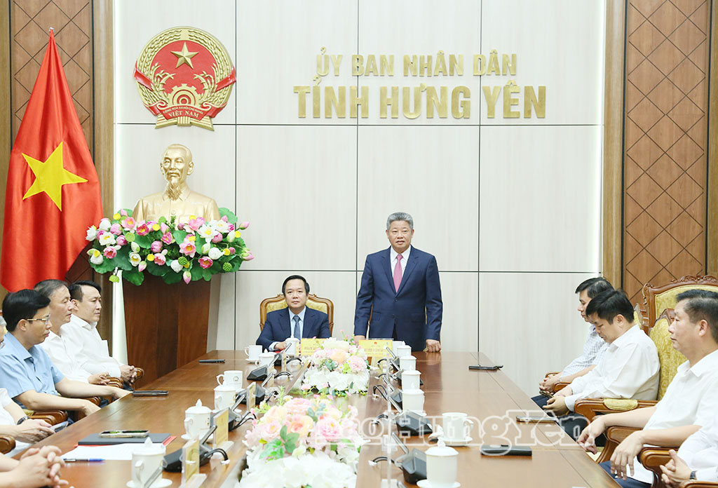 Đảng ủy UBND tỉnh công bố Quyết định của Ban Thường vụ Tỉnh ủy về công tác cán bộ