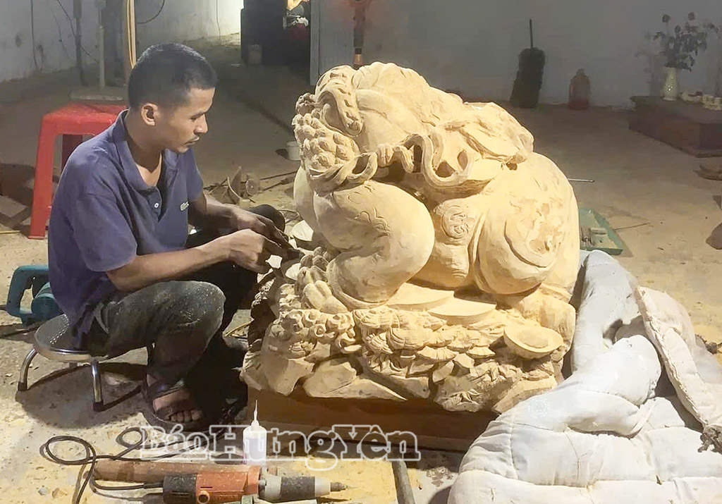 Nhộn nhịp sản xuất sản phẩm mộc mỹ nghệ, đồ gỗ nội thất