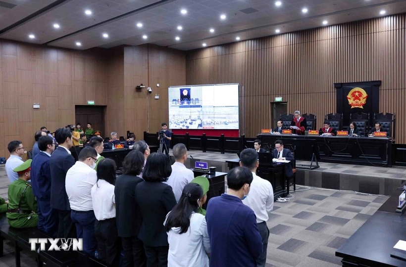 Xét xử vụ án Tân Hoàng Minh: Không chấp nhận yêu cầu trả lãi của các bị hại