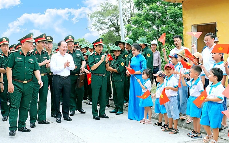 Phong trào thi đua quyết thắng góp phần xây dựng lực lượng vũ trang Quân khu 3 vững mạnh toàn diện