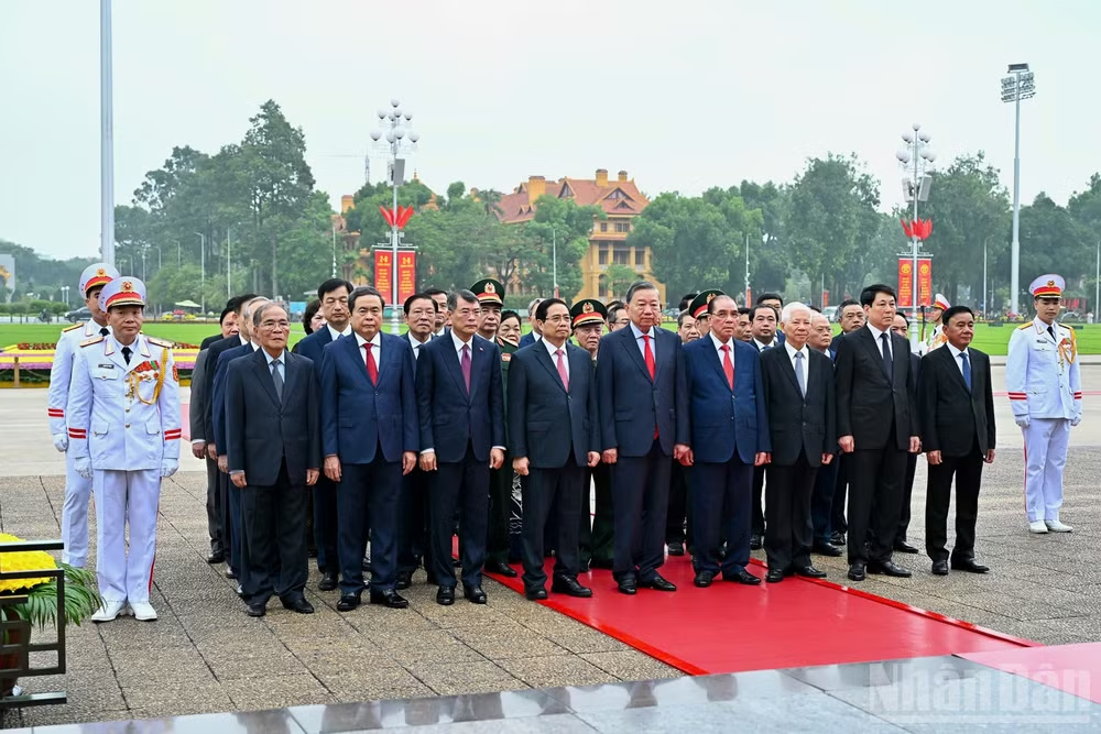 81 năm Quốc khánh: Lãnh đạo Đảng, Nhà nước vào Lăng viếng Chủ tịch Hồ Chí Minh