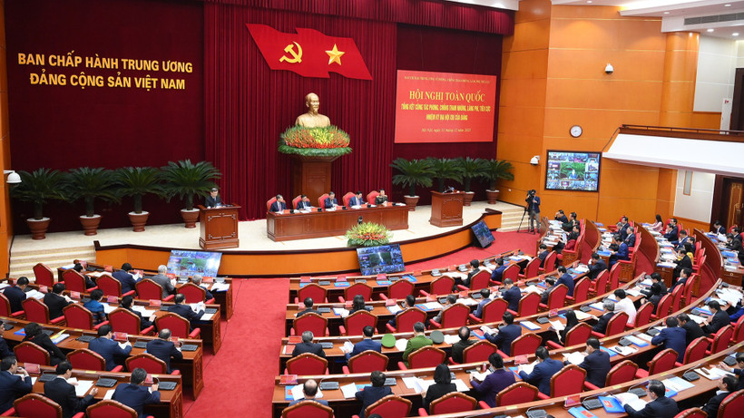 Quyết liệt, hiệu quả, bền vững hơn trong đấu tranh phòng, chống tham nhũng, lãng phí, tiêu cực