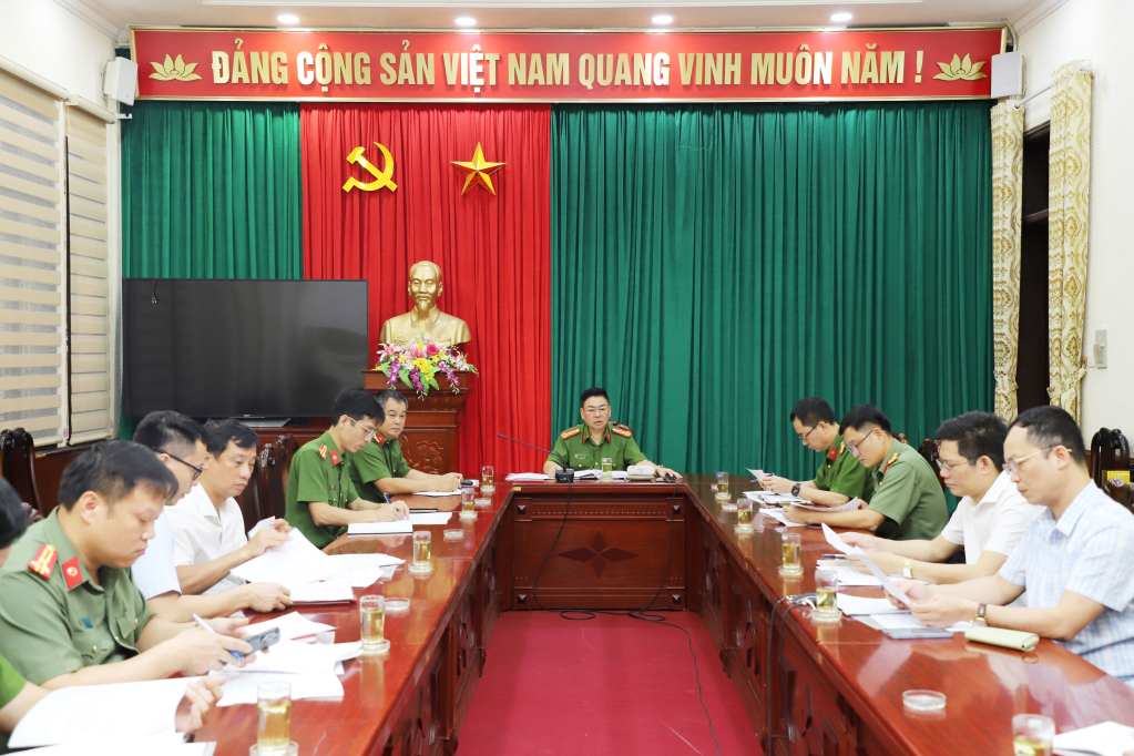 Sẵn sàng cho Hội thi nghiệp vụ chữa cháy và cứu nạn, cứu hộ “Tổ liên gia an toàn phòng cháy, chữa cháy” tỉnh năm 2024