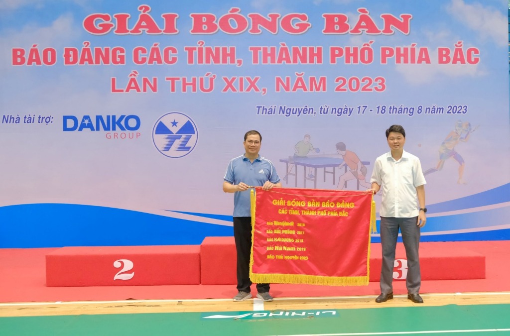 Sức hấp dẫn từ Giải bóng bàn báo Đảng các tỉnh, thành phố phía Bắc