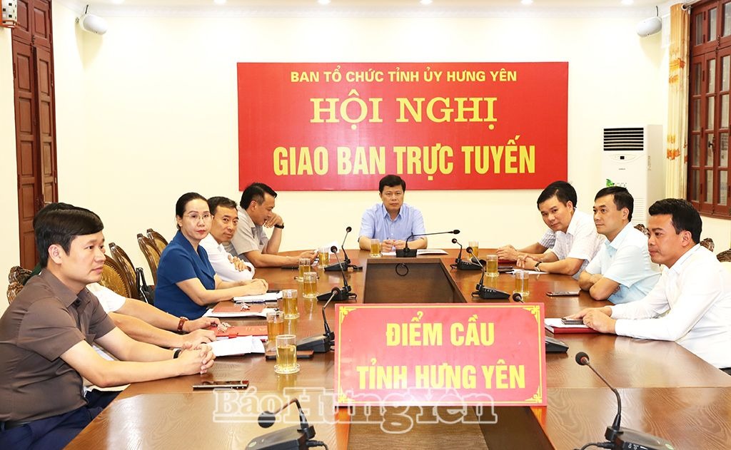 Hội nghị trực tuyến lấy ý kiến góp ý hoàn thiện Dự thảo Quy chế làm việc mẫu của đảng đoàn, ban cán sự đảng cấp tỉnh 