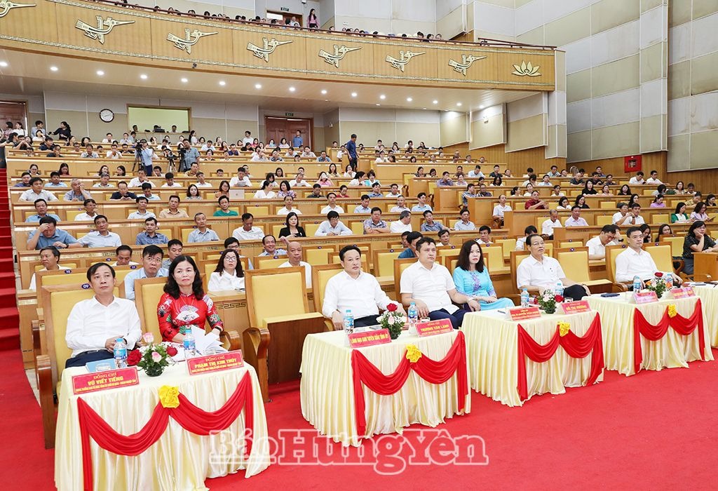 Hội nghị sinh hoạt chính trị, tư tưởng về bài viết, tác phẩm của Tổng Bí thư Nguyễn Phú Trọng 