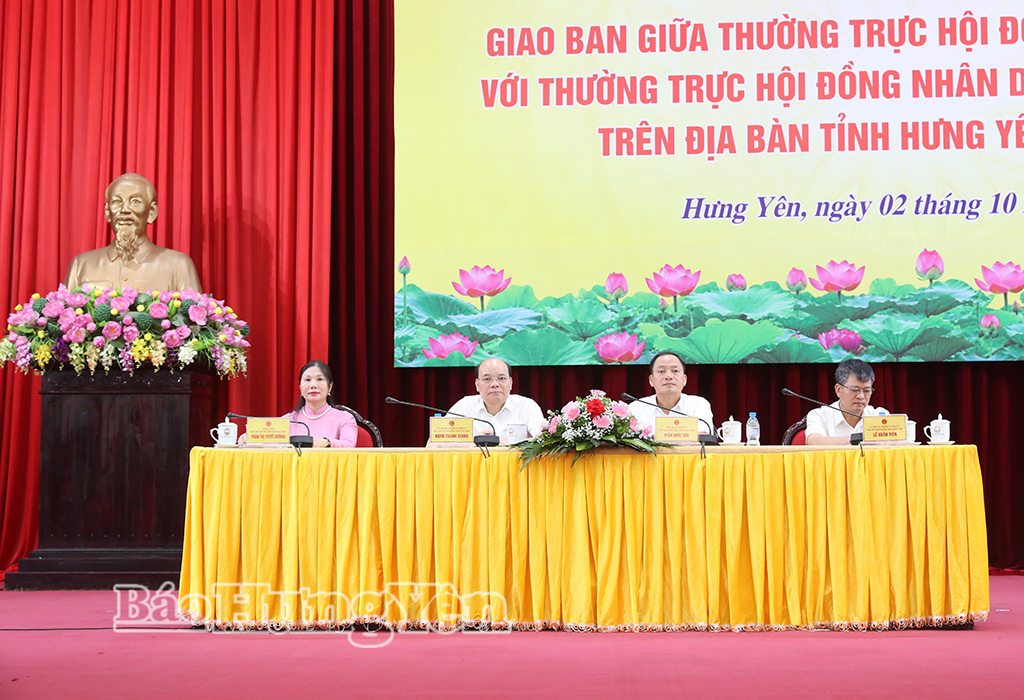 Thường trực HĐND tỉnh giao ban với Thường trực HĐND các xã, phường khu vực phía Nam tỉnh