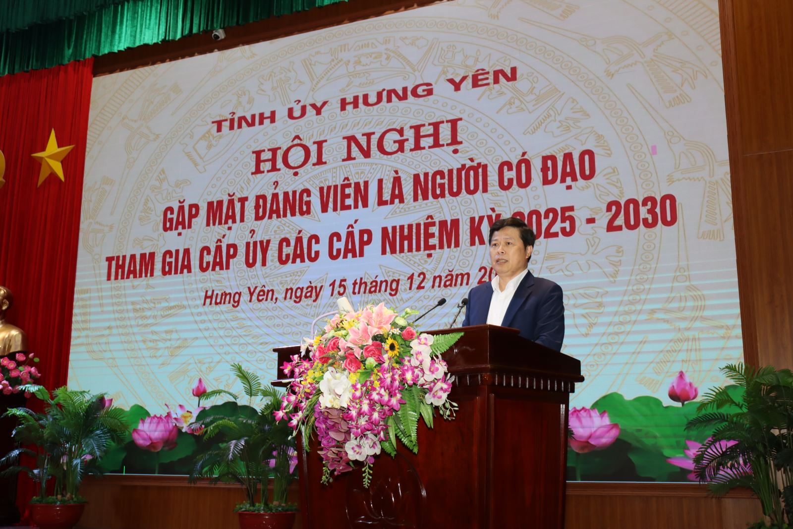 Hưng Yên gặp mặt 131 đảng viên là người có đạo tham gia cấp ủy nhiệm kỳ 2025 - 2030