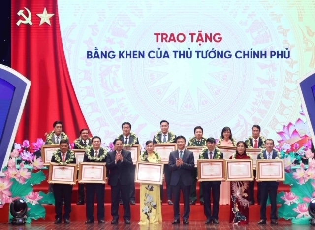 Bảo đảm thượng tôn Hiến pháp và pháp luật