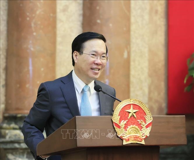 Chủ tịch nước mong các em lan tỏa tinh thần, giá trị nhân văn của Quỹ học bổng Vừ A Dính